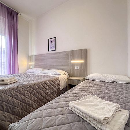 Hotel Stradiot Ріміні Екстер'єр фото