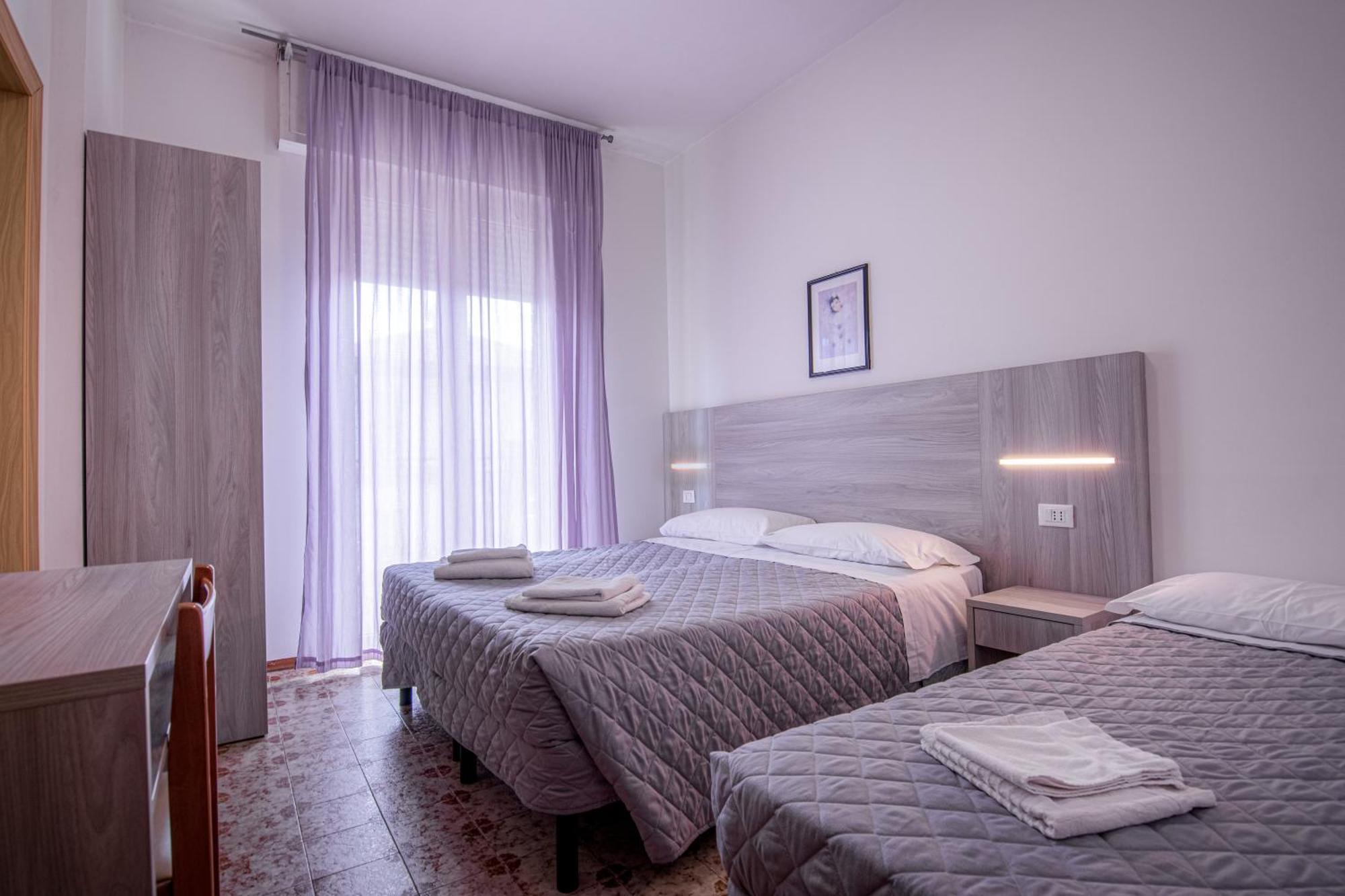Hotel Stradiot Ріміні Екстер'єр фото