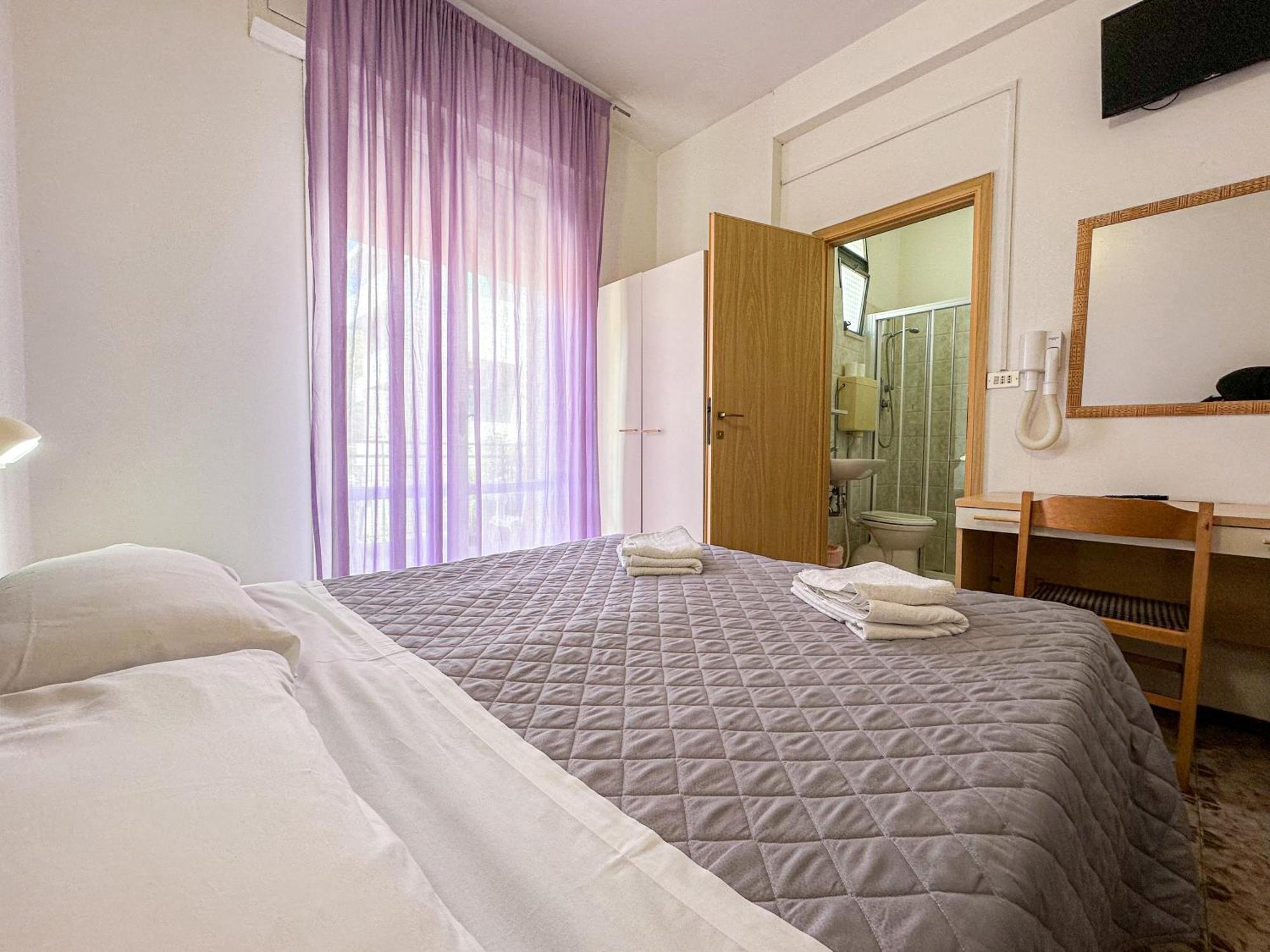 Hotel Stradiot Ріміні Екстер'єр фото